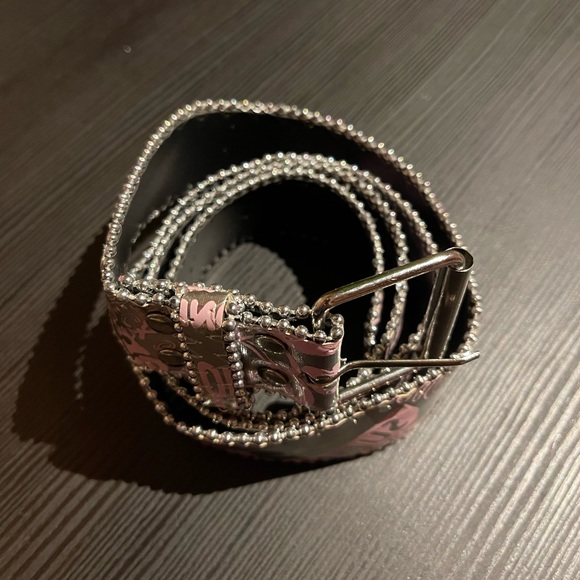 2 beautiful girly belts 💗💗 - Picture 15 of 16